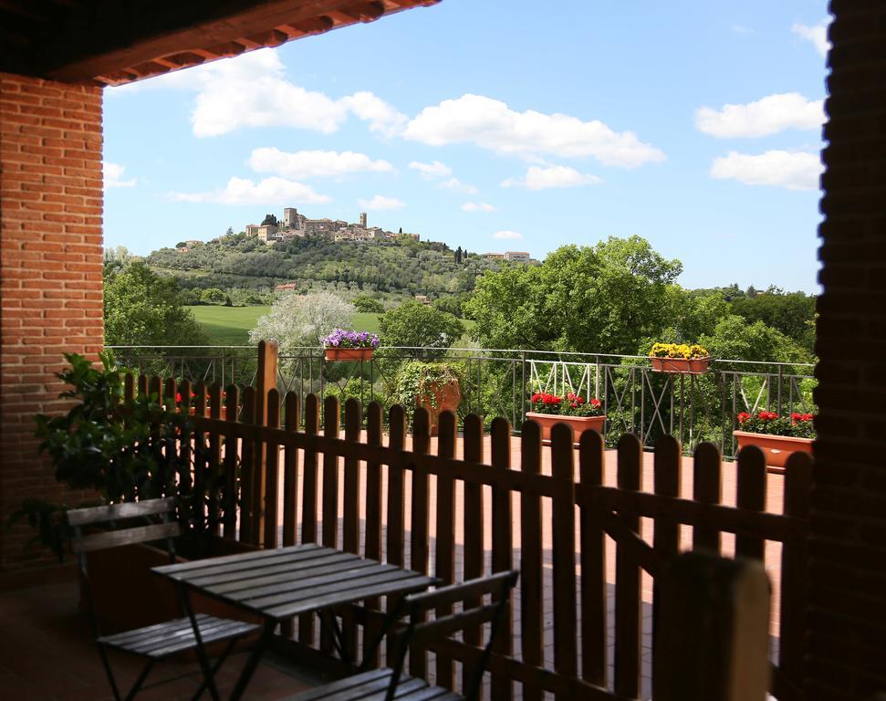 Agriturismo Podere S. Croce Saturnia Exterior foto