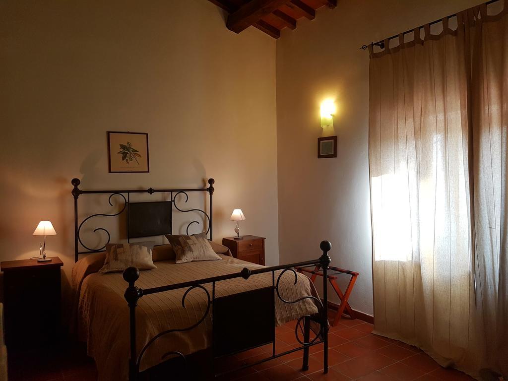 Agriturismo Podere S. Croce Saturnia Exterior foto